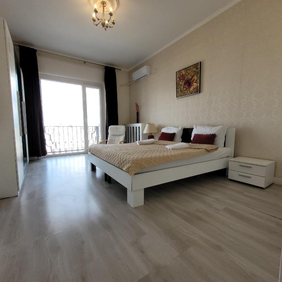 Ultra Central Anastasia 1 Bucareste Exterior foto